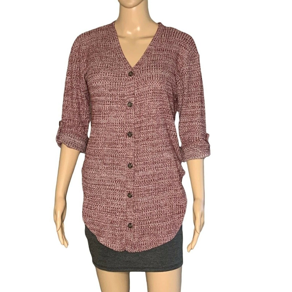 No Boundaries Top Women S‎ Burgandy Waffle Knit Button Front Roll Tab Sleeve Top